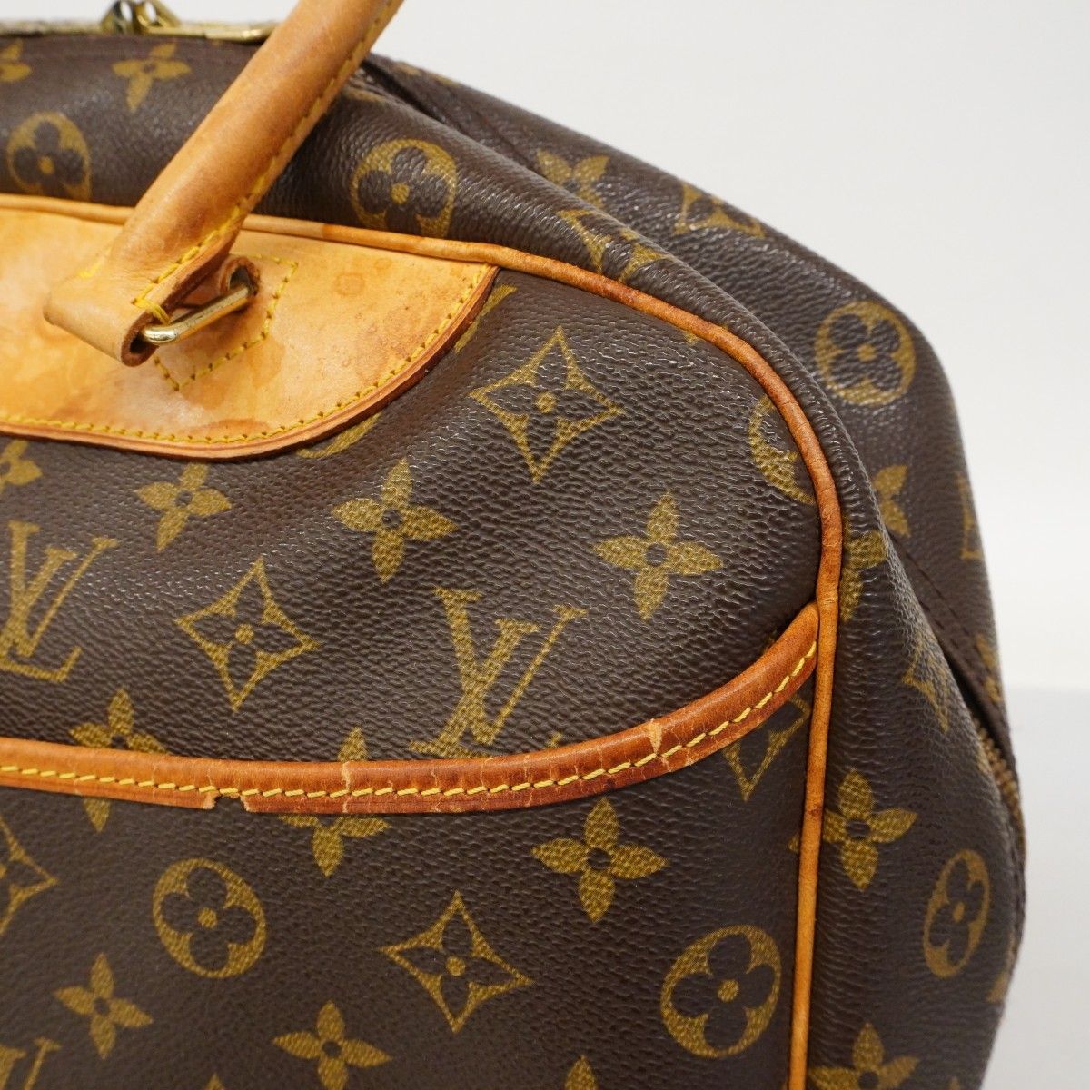 Louis Vuitton Handbag Monogram Deauville Brown — view 6