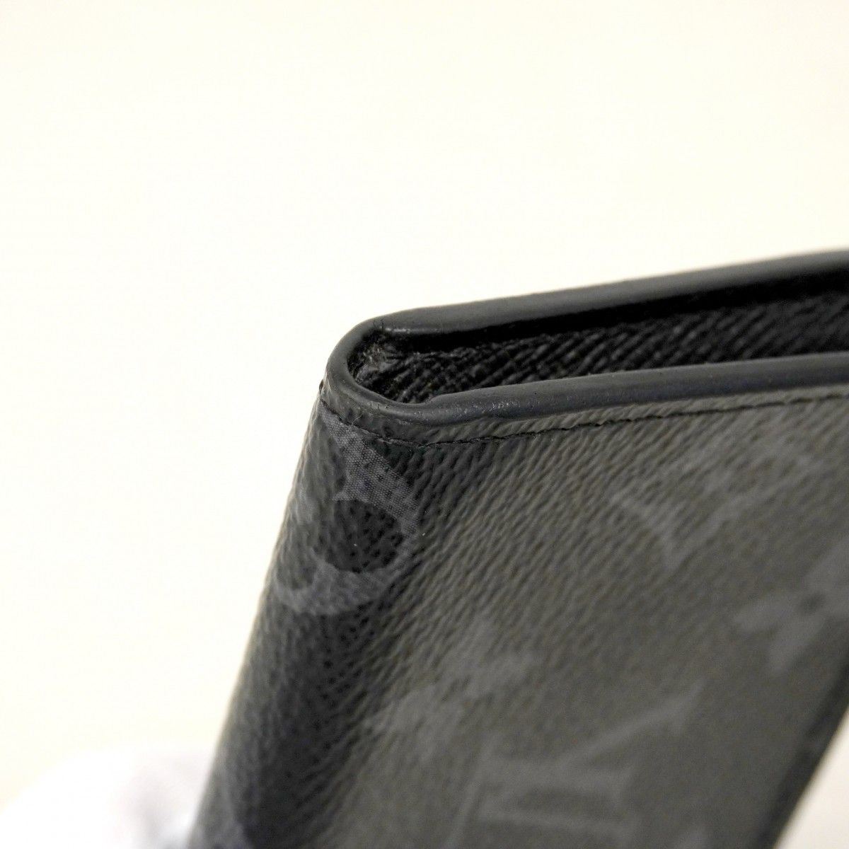 Louis Vuitton Coin Case Monogram Eclipse Porte Moneje le Black — view 8