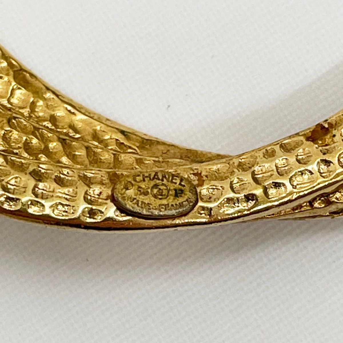 Chanel Pendant Spring Collection CC Logo Turnlock Gold Vintage — view 6