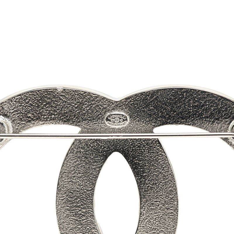 Chanel CC Logo Lame Border Brooch Silver Black Metal — view 3
