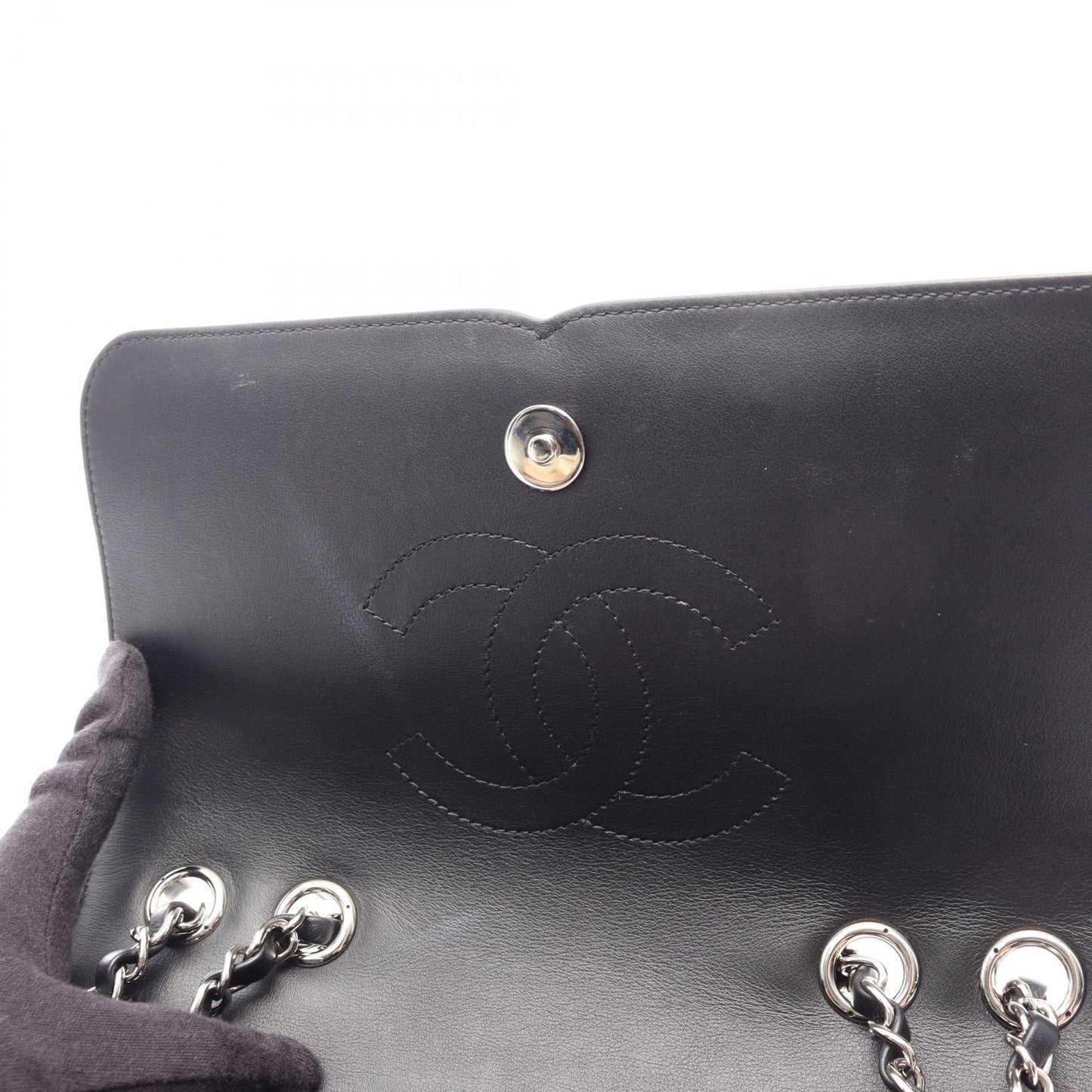 Chanel Shoulder Bag CC Filigree Red Black Fabric Leather CC Quilted Chain — view 7