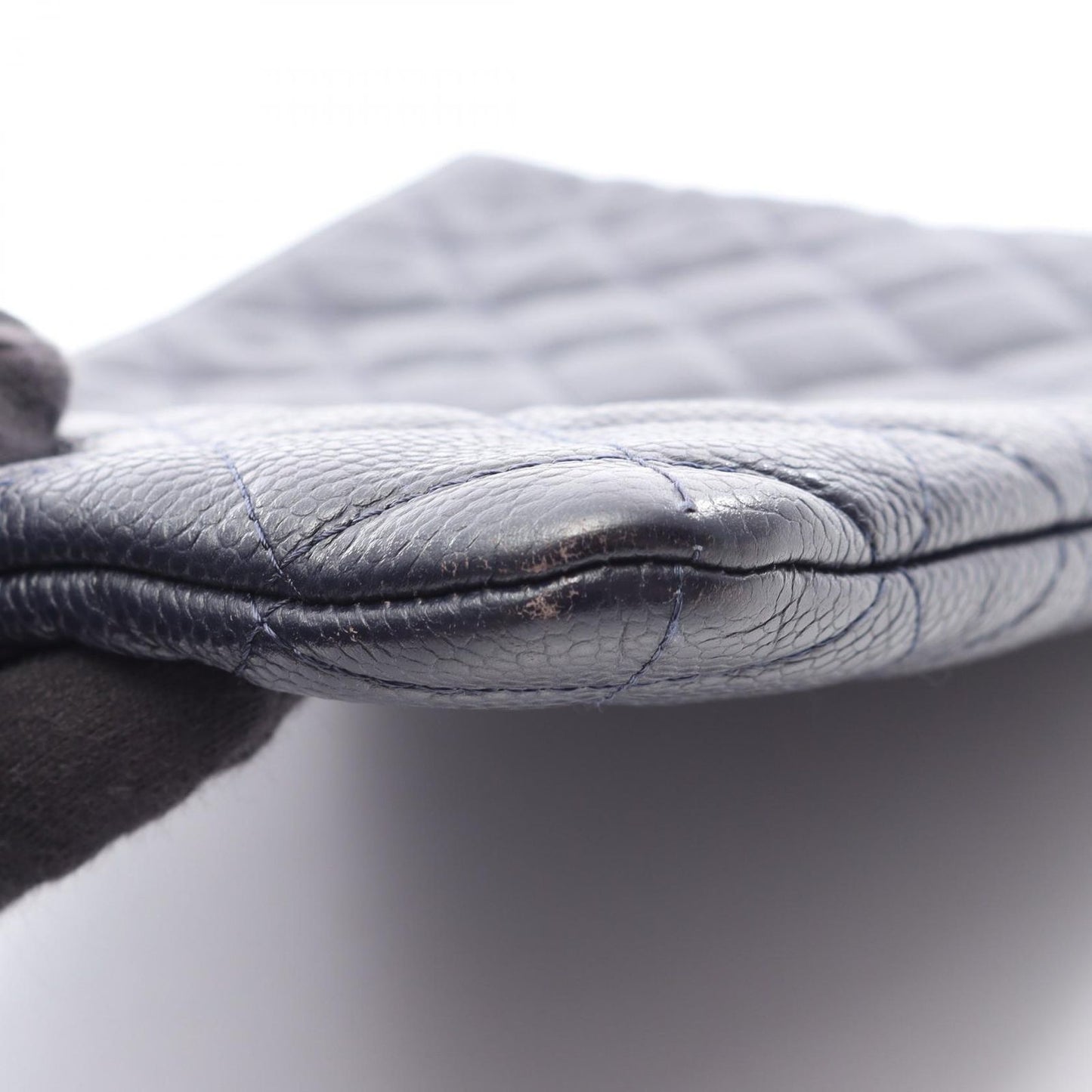 Chanel Clutch Quilted Navy Caviar Leather — view 8