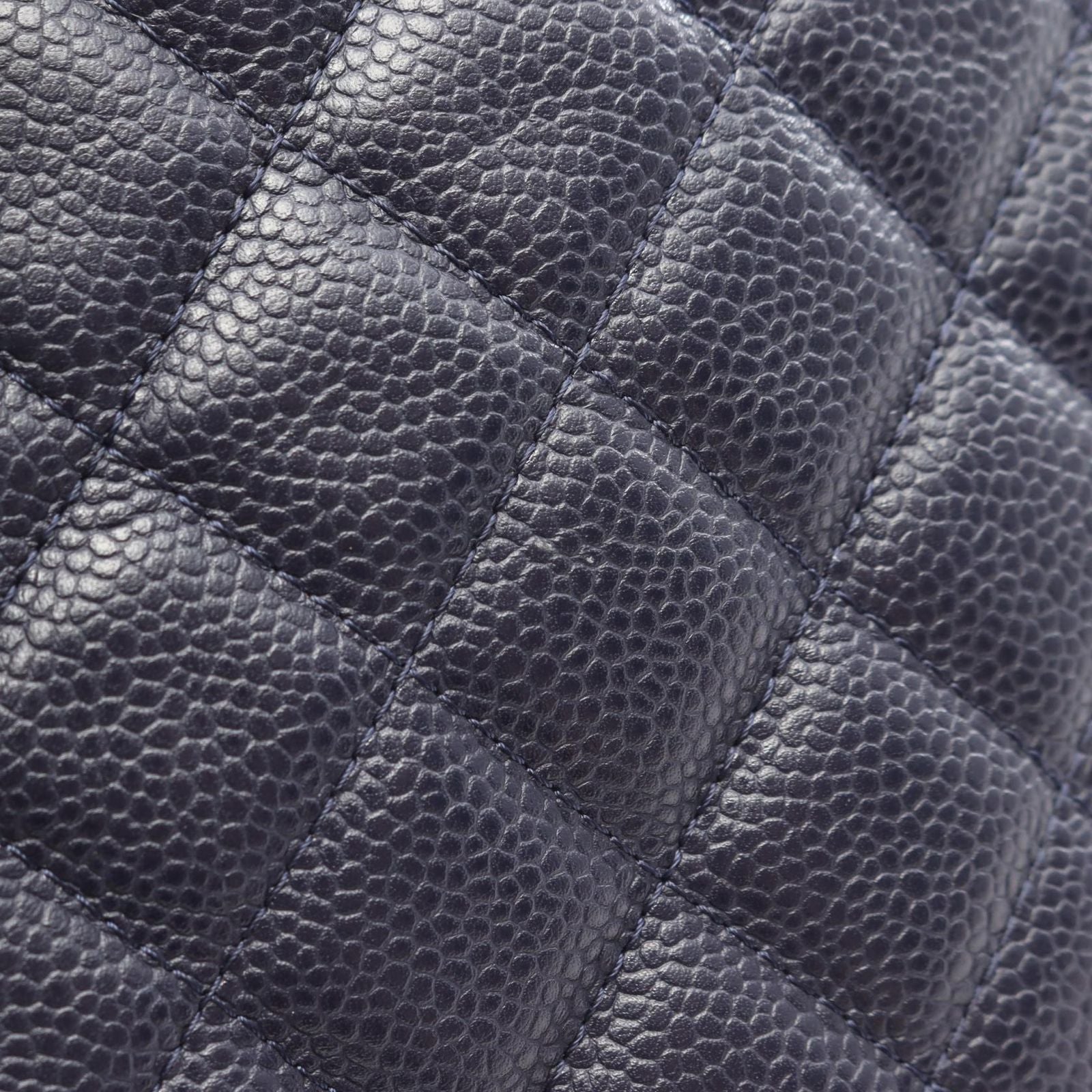 Chanel Clutch Quilted Navy Caviar Leather — view 7