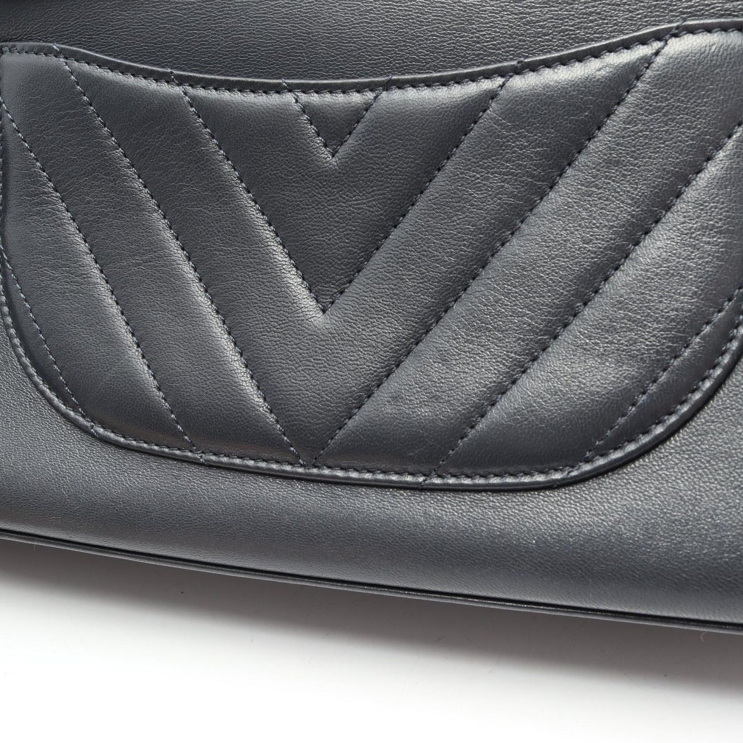 Chanel Shoulder Bag Top Handle Stitch 2-Way Navy Lambskin Chain — view 9