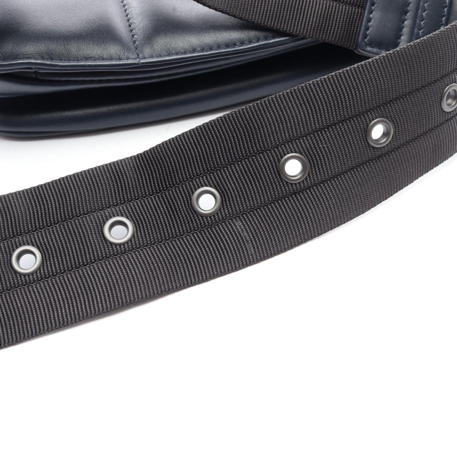 Bottega Veneta Waist Bag Intrecciato Navy Leather — view 9