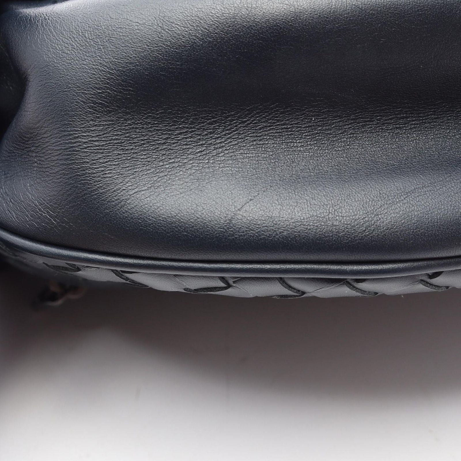 Bottega Veneta Waist Bag Intrecciato Navy Leather — view 5