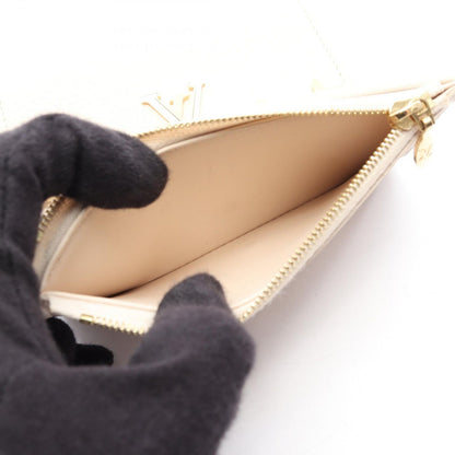 Louis Vuitton Trifold Wallet Portefeuille Capucines Compact Quartz Leather Watch — view 4