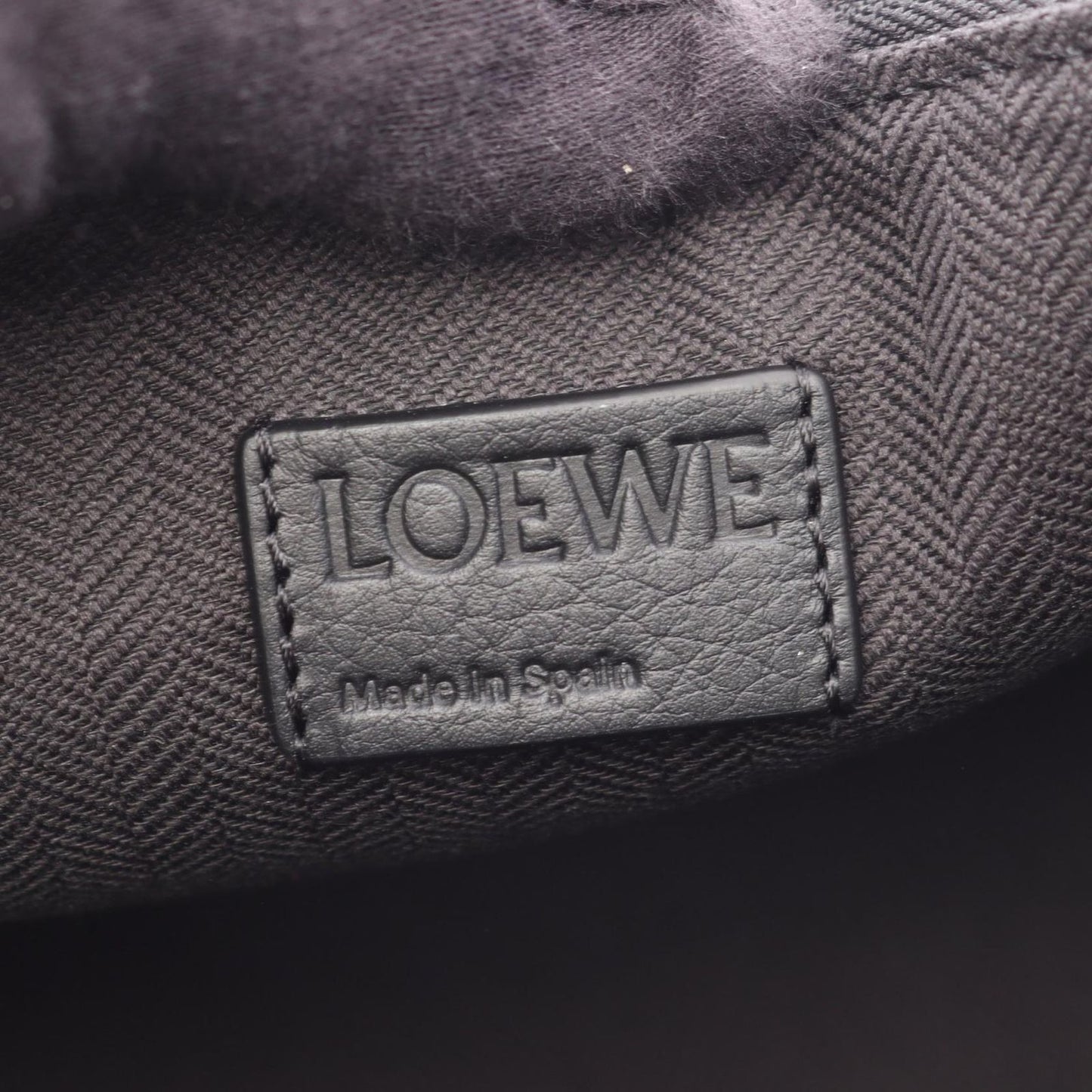 Loewe Shoulder Bag Hammock Hobo Mini 2-Way Black Leather — view 4