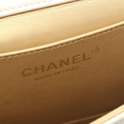 Chanel Shoulder Bag Quilted White Leather Chain — view 4