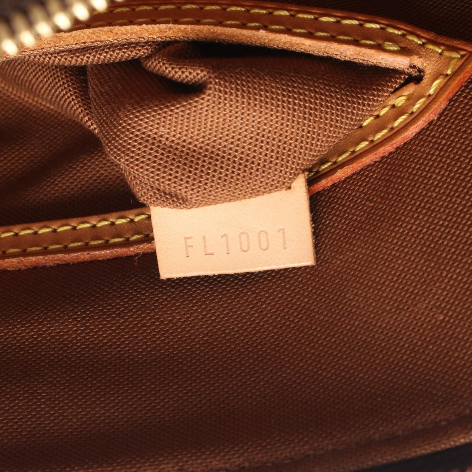 Louis Vuitton Handbag Alma PM Canvas Leather — view 5