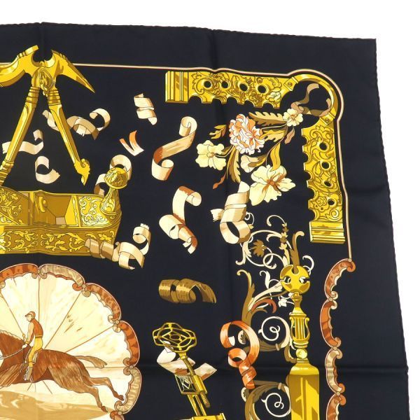 Hermes Carre 90 Scarf — view 5