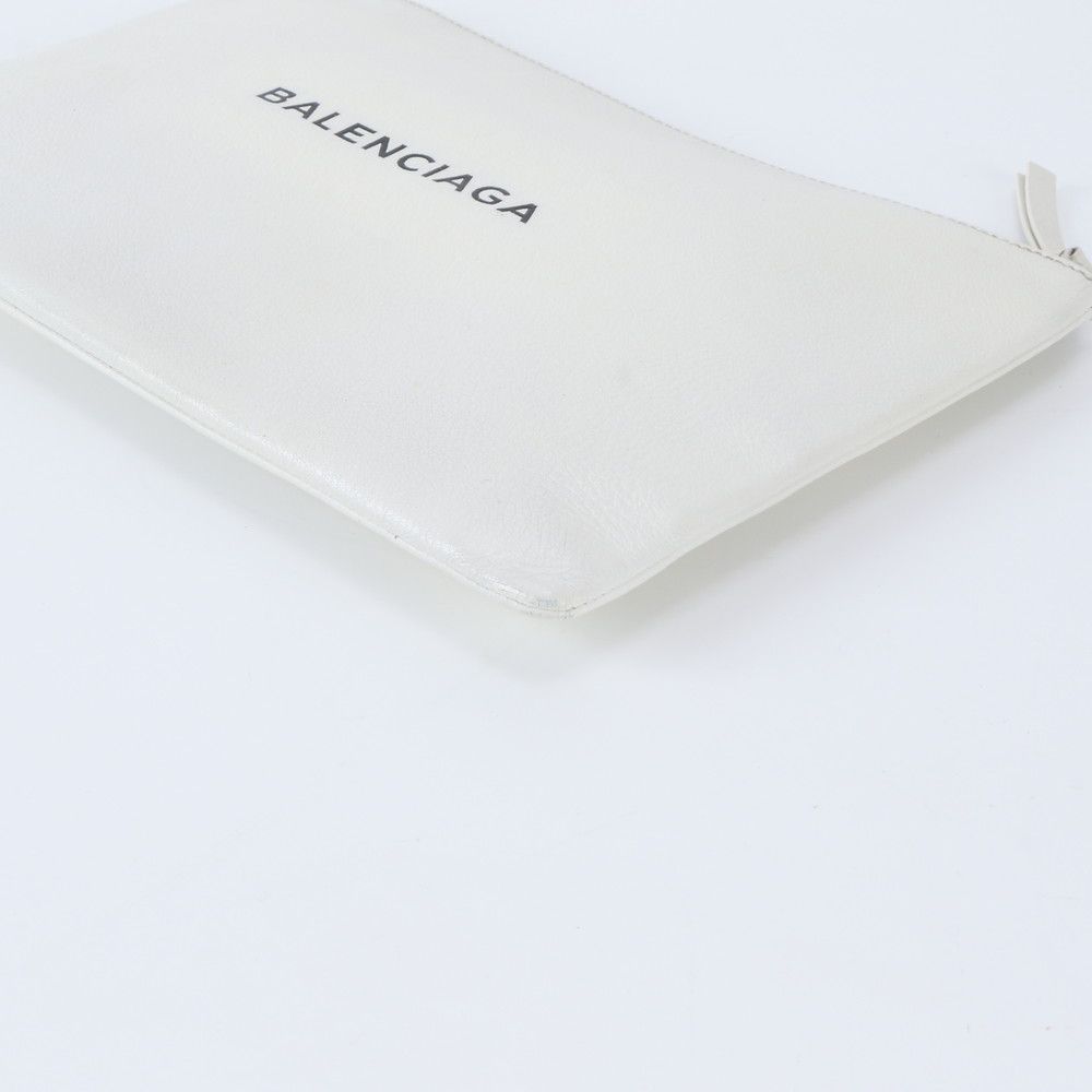 Balenciaga Everyday Logo Clip Leather Clutch Pouch Business — view 4