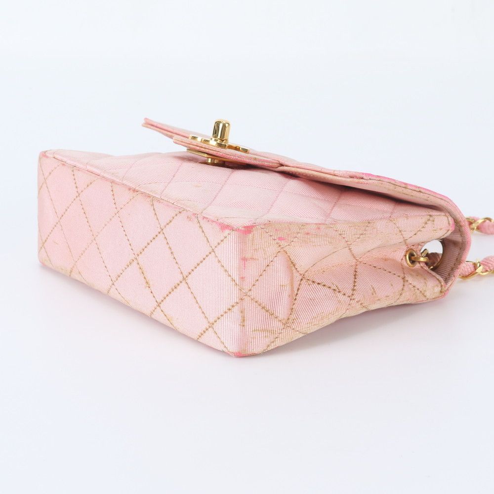 Chanel Quilted Chain CC Logo Shoulder Bag Crossbody — view 4
