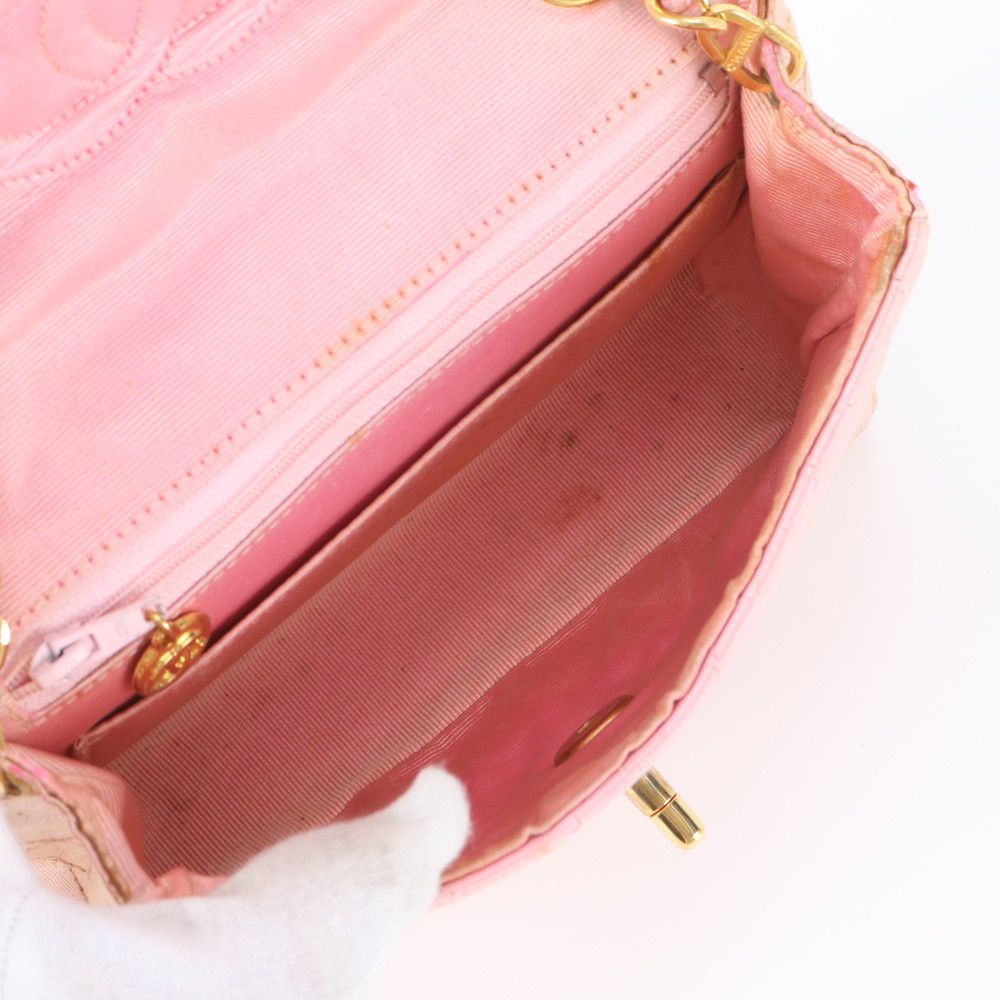 Chanel Quilted Chain CC Logo Shoulder Bag Crossbody — view 7