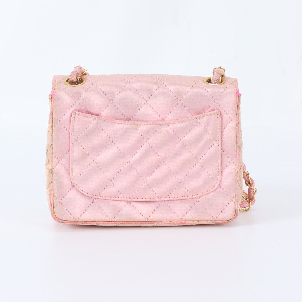 Chanel Quilted Chain CC Logo Shoulder Bag Crossbody — view 3