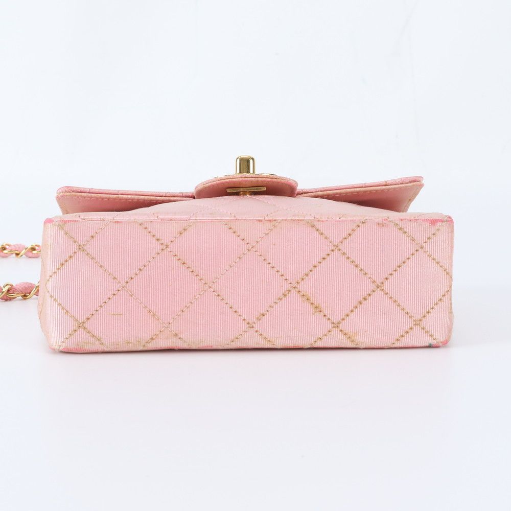 Chanel Quilted Chain CC Logo Shoulder Bag Crossbody — view 5