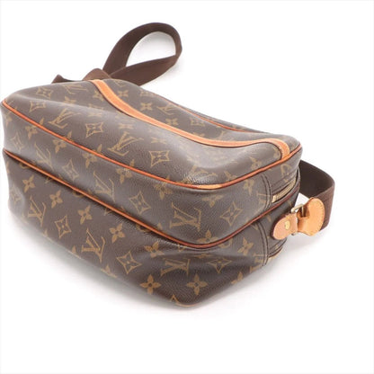 Louis Vuitton Monogram Reporter PM Leather Shoulder Bag Crossbody Messenger — view 2