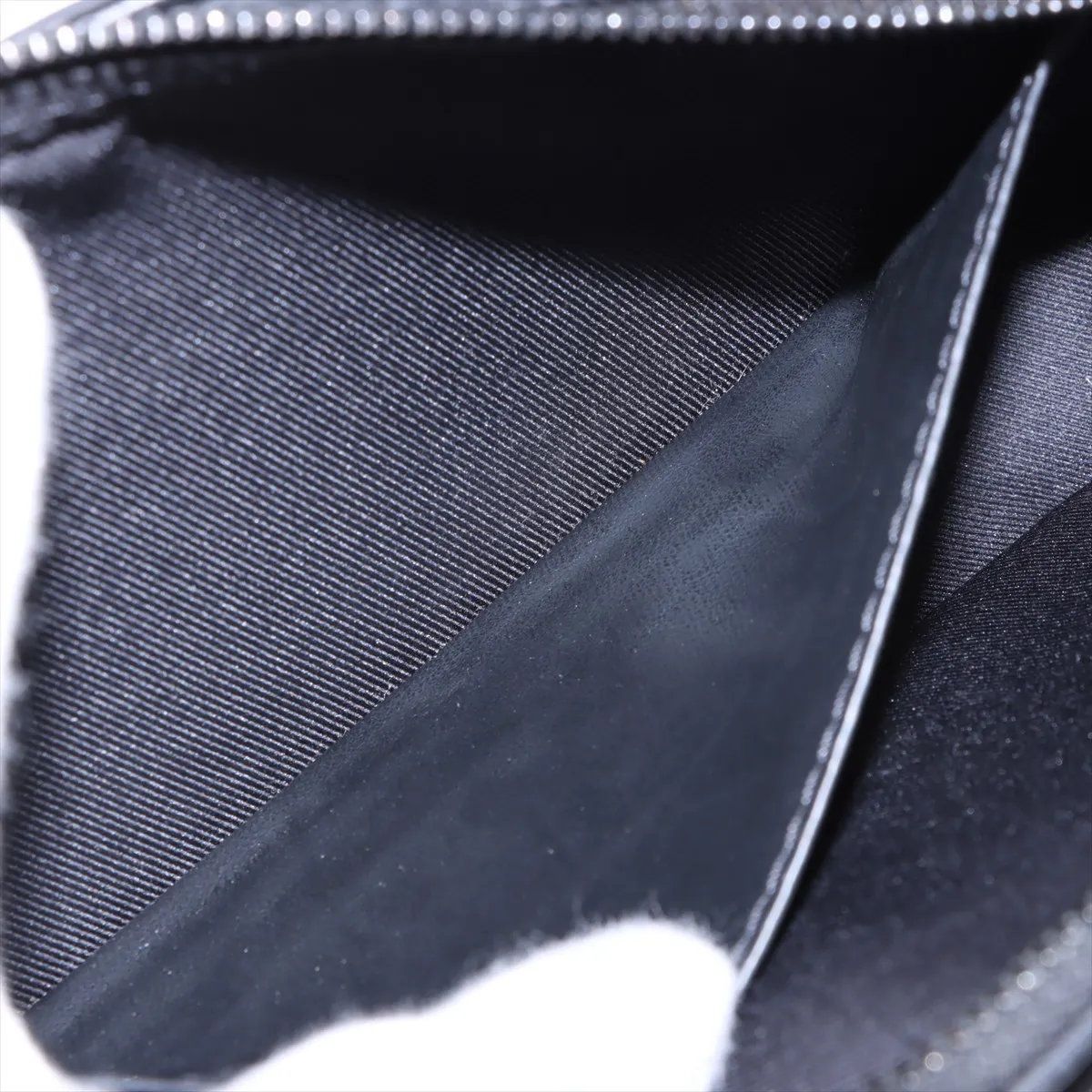Louis Vuitton Taurillon Monogram Pochette with Volga Leather Second — view 6