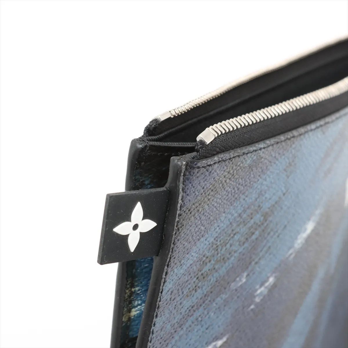 Louis Vuitton Camouflage Pochette Jour GM Leather Clutch — view 8
