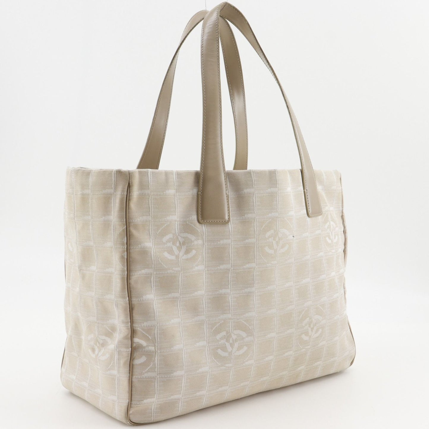 Chanel New Travel Line Tote MM Nylon Canvas Beige — view 3