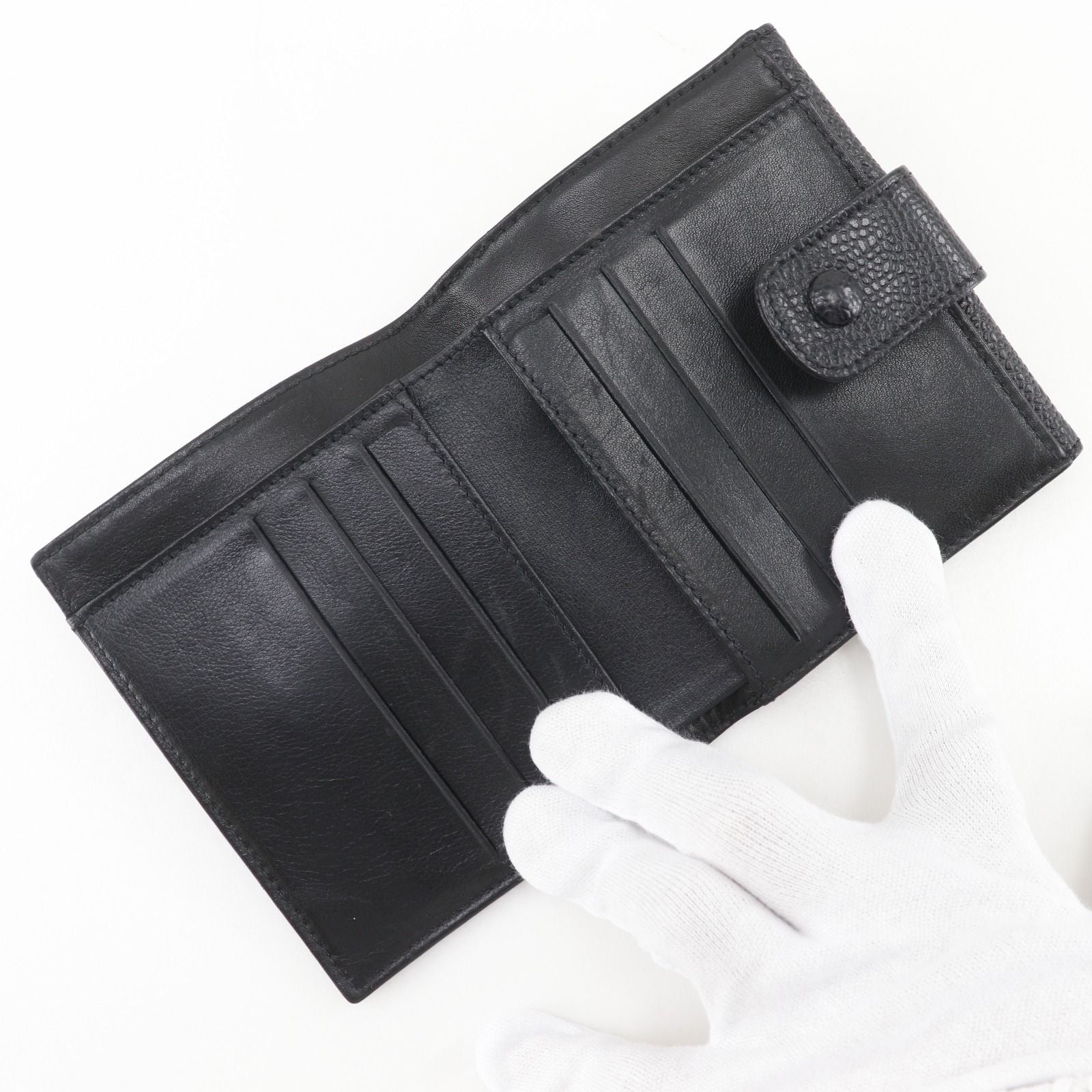 Chanel CC Logo Caviar Leather Black Bifold Wallet — view 5