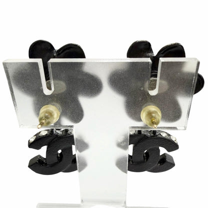 Chanel Vintage Camellia CC Logo Rhinestone Earrings for Both Ears Black — view 4