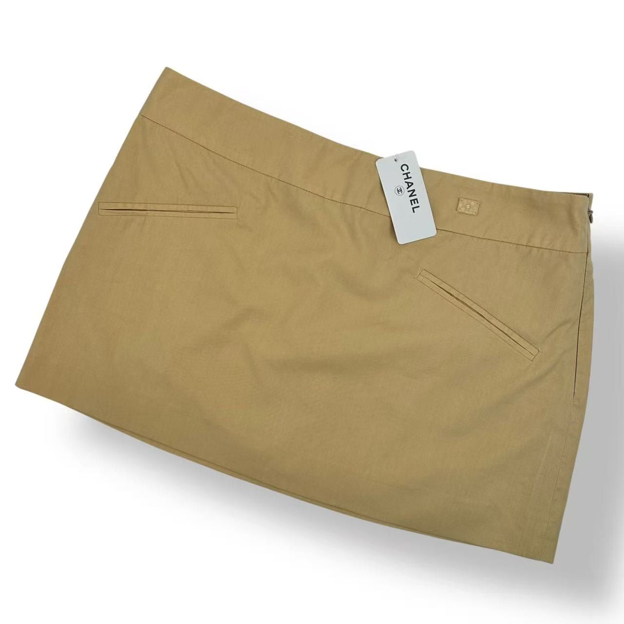 Chanel Mini Skirt Beige CC Logo 40 — view 2