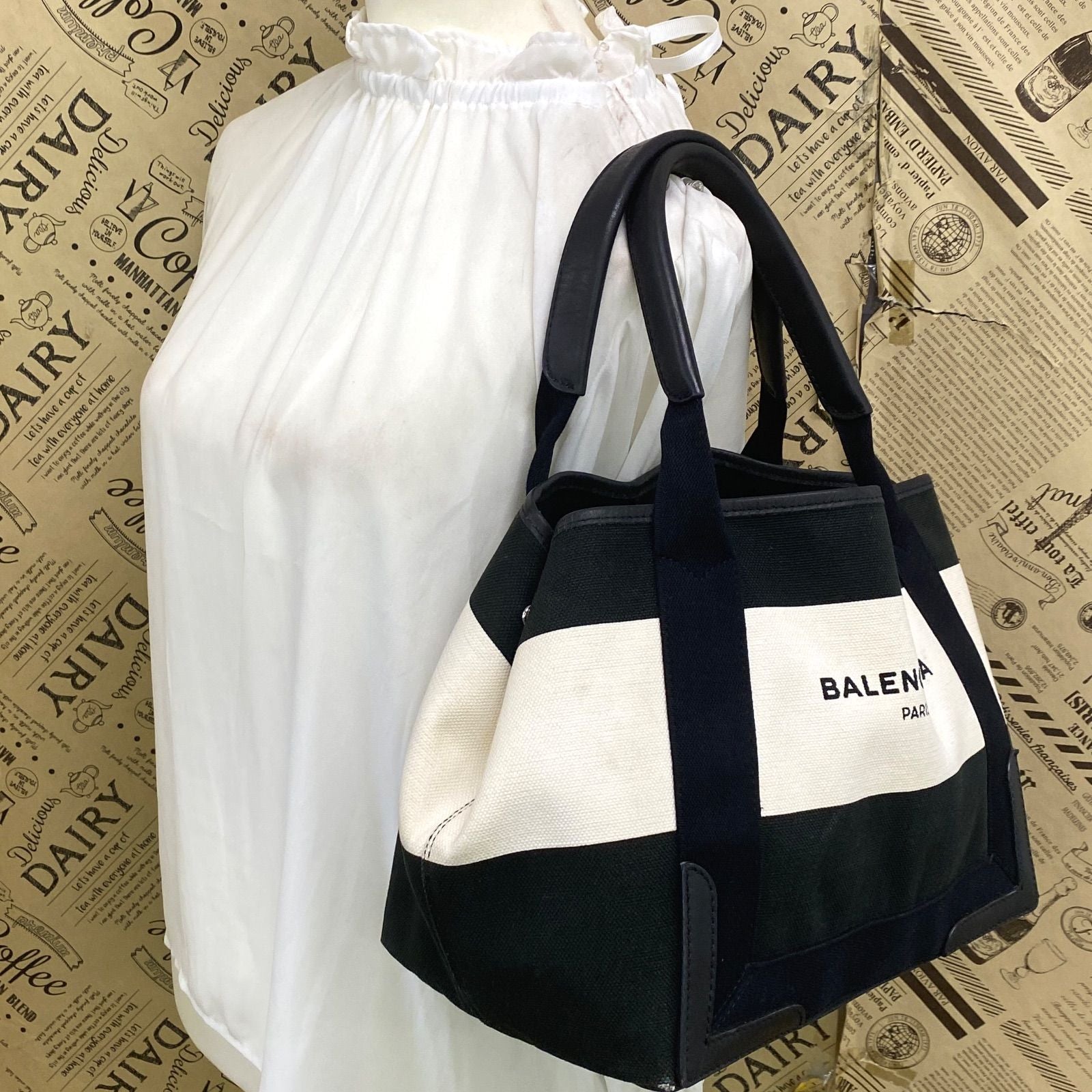 Balenciaga Handbag Canvas Canapa Black Cabas Travel — view 3