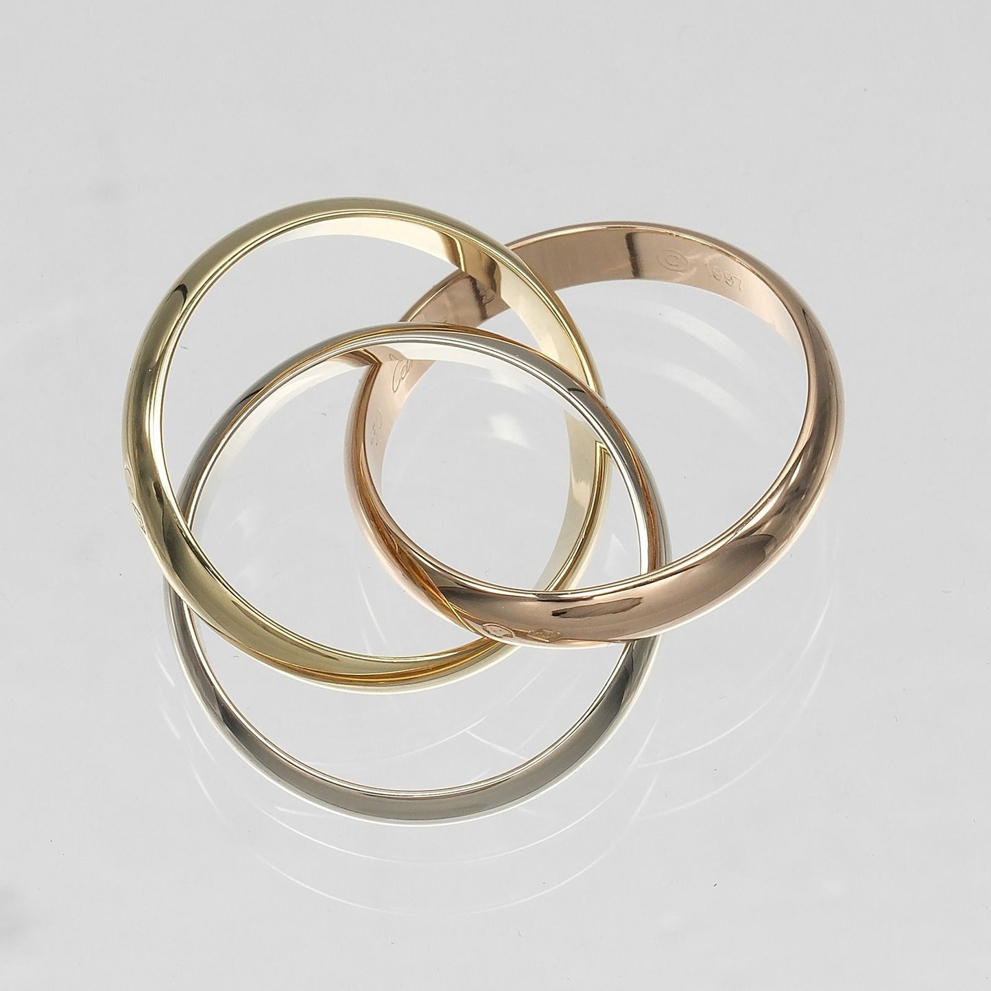 Cartier Trinity mm Band Ring — view 8