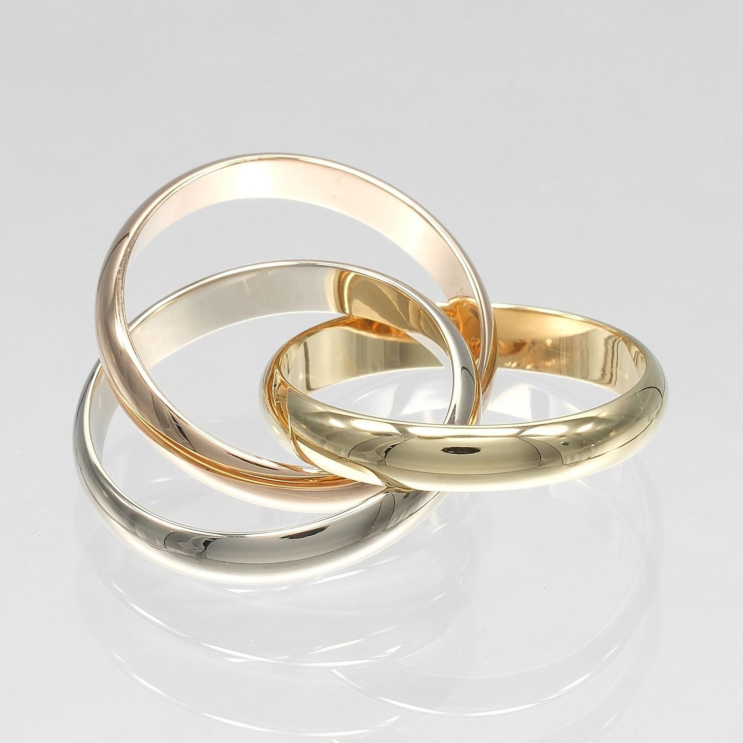 Cartier Trinity mm Band Ring — view 6