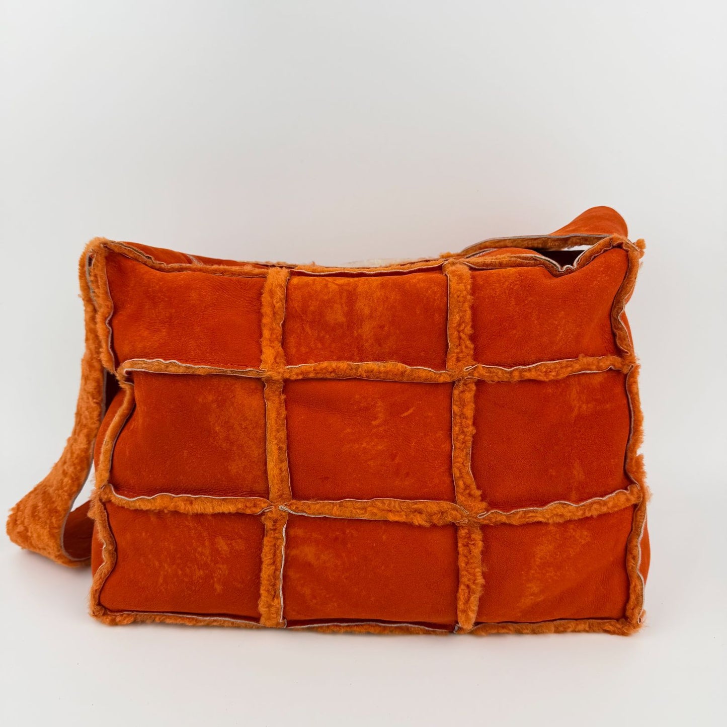Chanel CC Logo Choco Bar Shoulder Bag Orange Shearling Suede Vintage — view 3