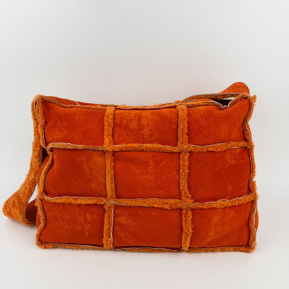 Chanel CC Logo Choco Bar Shoulder Bag Orange Shearling Suede Vintage — view 3