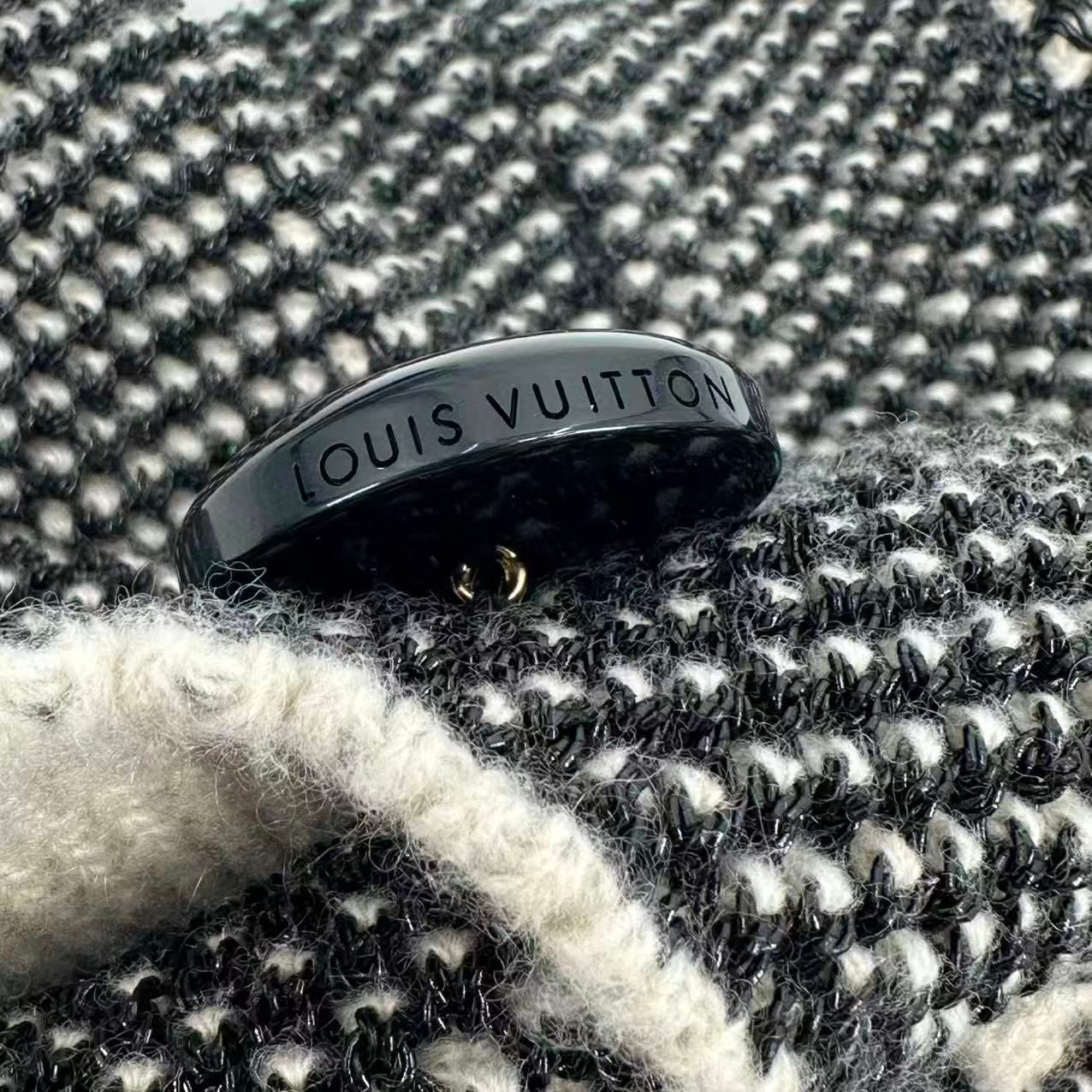 Louis Vuitton Collarless Jacket Black — view 6