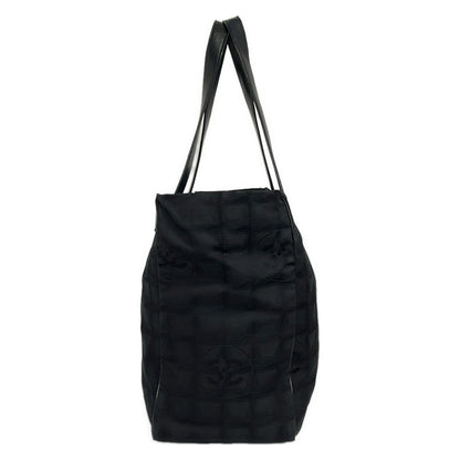 Chanel Tote New Travel Line MM Black Leather — view 2