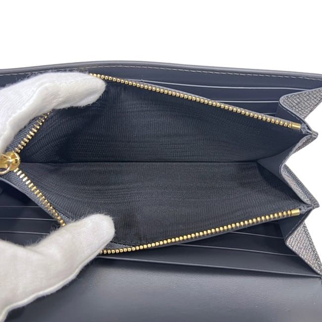 Bvlgari Bifold Wallet Silver Lame Leather MD — view 5