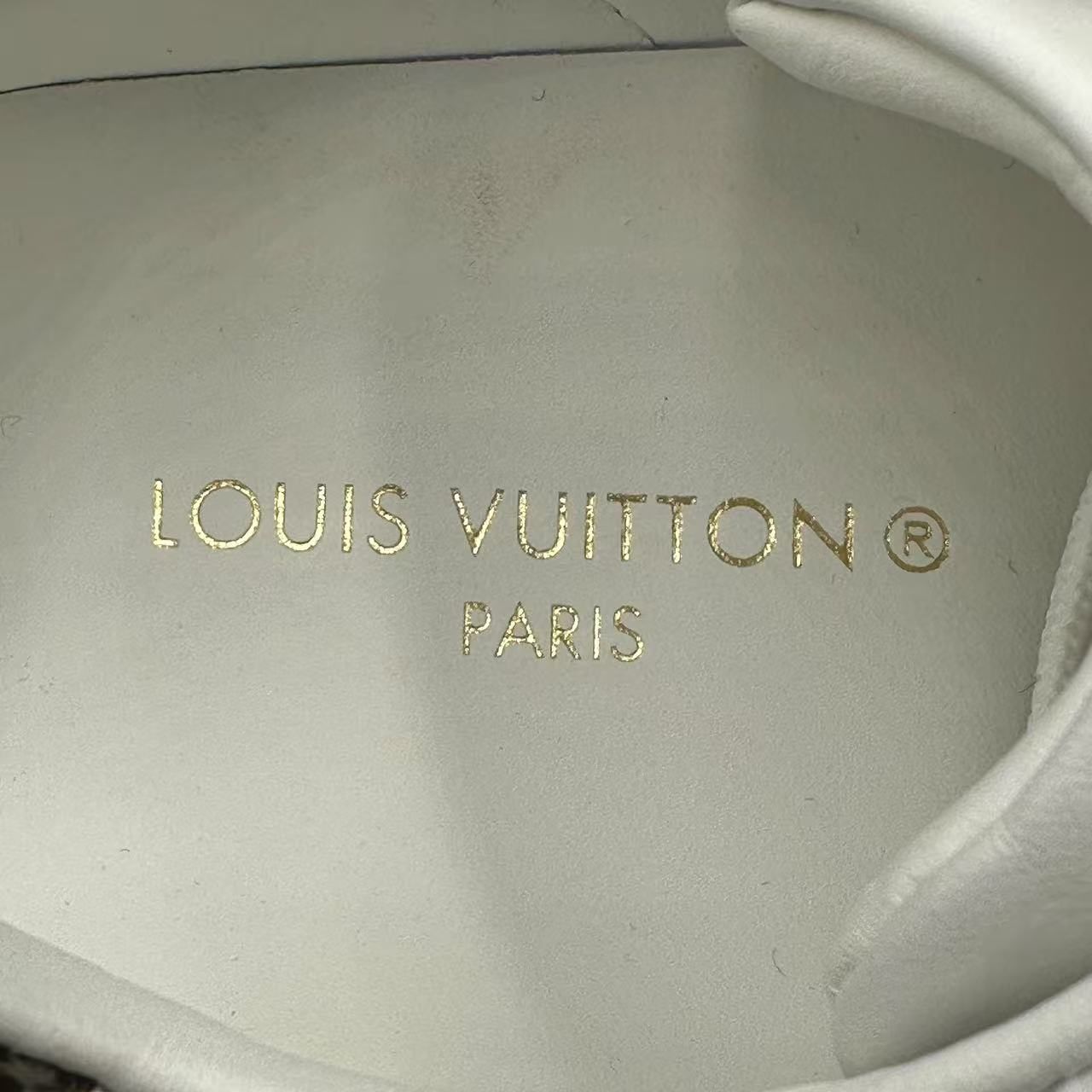 Louis Vuitton Sneakers Monogram Leather with Logo White — view 8