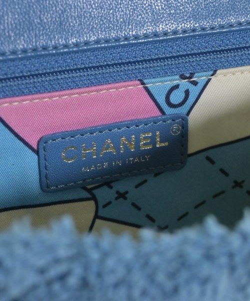 Chanel Shoulder Bag Blue — view 4