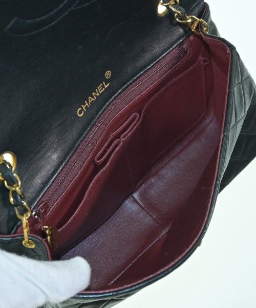 Chanel Shoulder Bag Navy — view 4