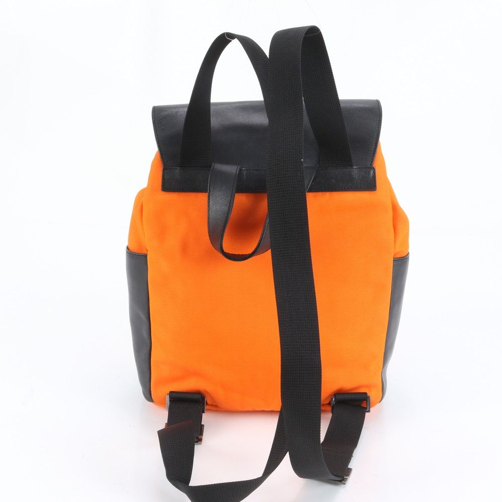 Gucci Leather Backpack Shoulder — view 3