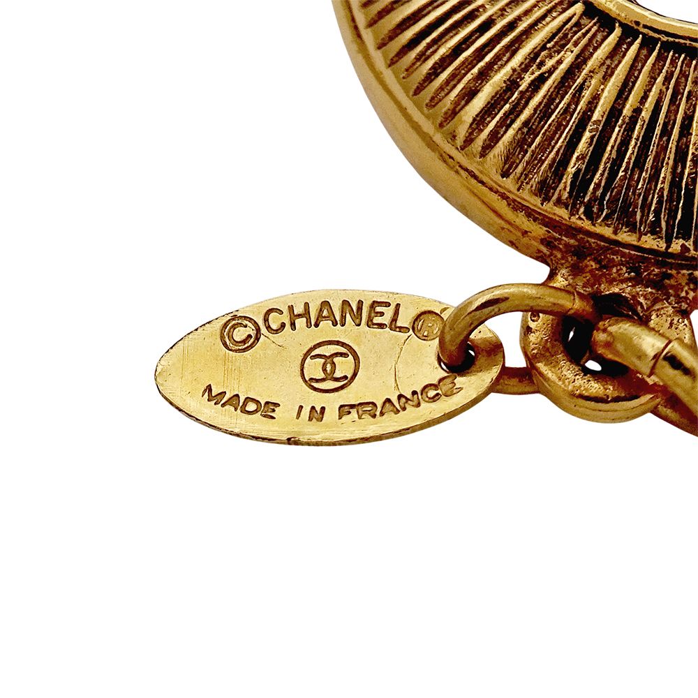 Chanel Bracelet Gold CC Logo Circle Large — view 4