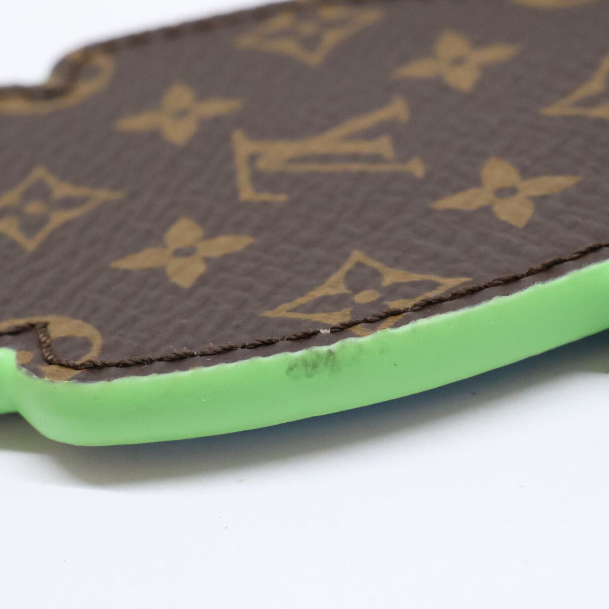 Louis Vuitton Porte Cles LV Rabbit — view 8