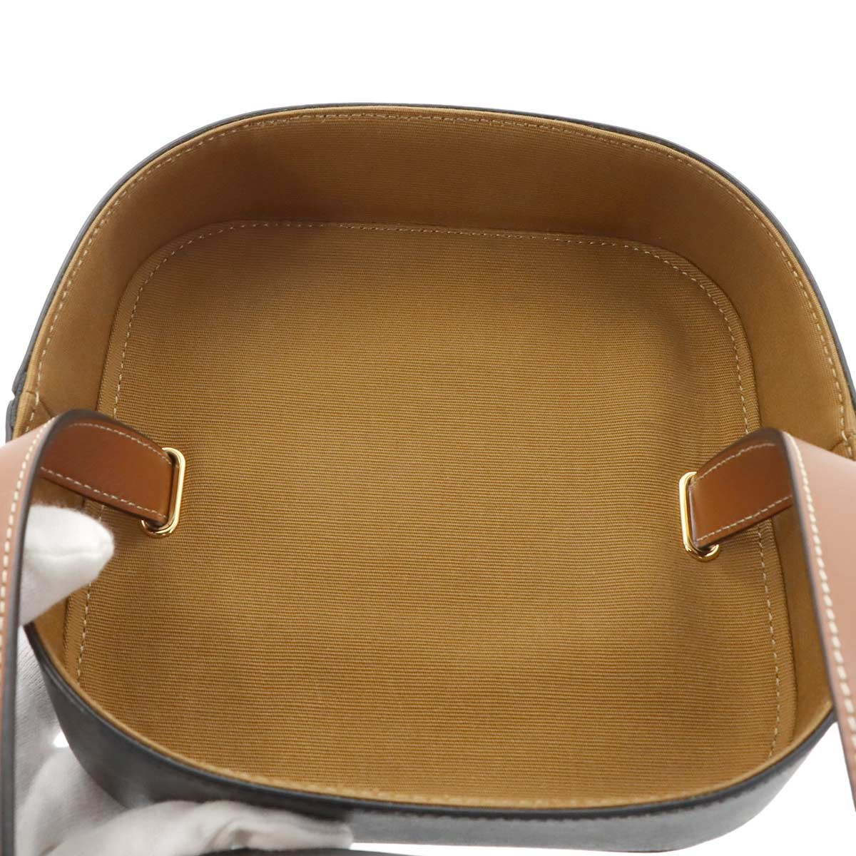 Celine Cuir Trio Box Shoulder Bag Leather — view 7