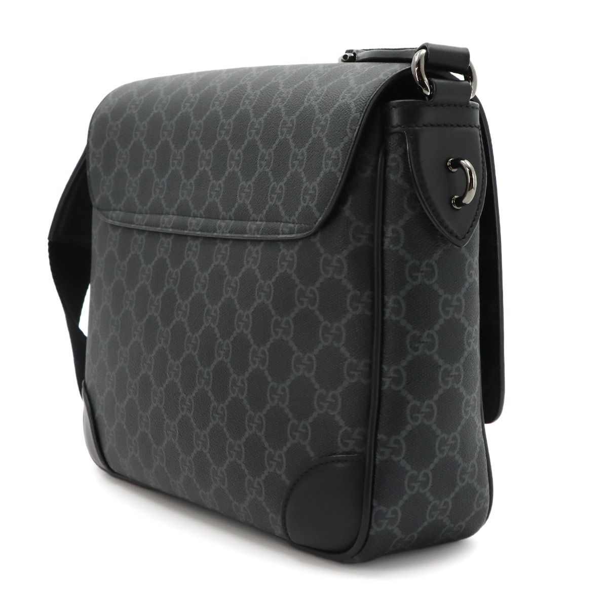 Gucci GG Emblem Crossbody Shoulder Bag Leather Black — view 4
