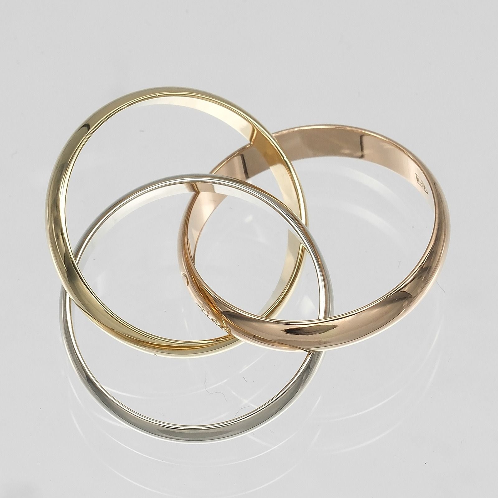 Cartier Trinity mm Band Ring — view 8