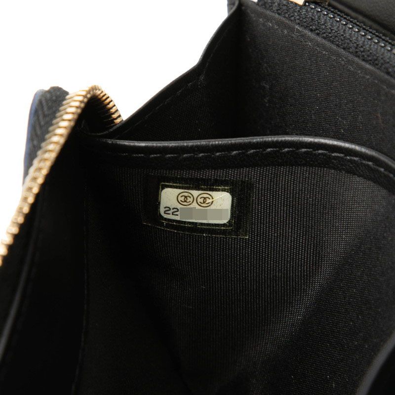 Chanel CC Logo Quilted Zip Around Wallet Black Navy Leather Faux Pearl — view 6