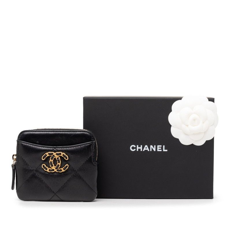 Chanel 19 CC Logo Quilted Zip Coin Purse Card Case Black Lambskin — view 7