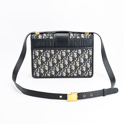Dior Shoulder Bag 30 Montaigne — view 3