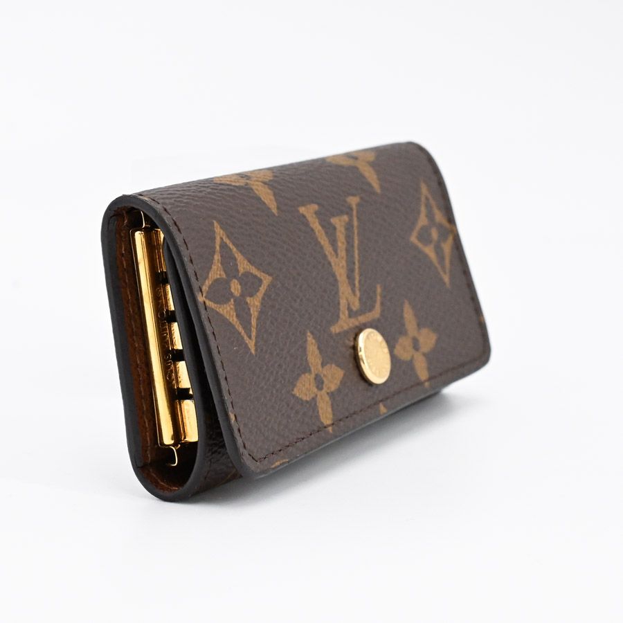 Louis Vuitton Key Case Multicles 4 Key Holder — view 3