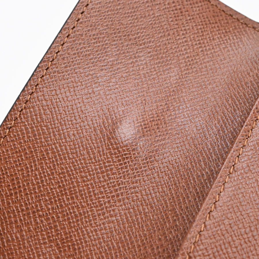 Louis Vuitton Key Case Multicles 4 Key Holder — view 7