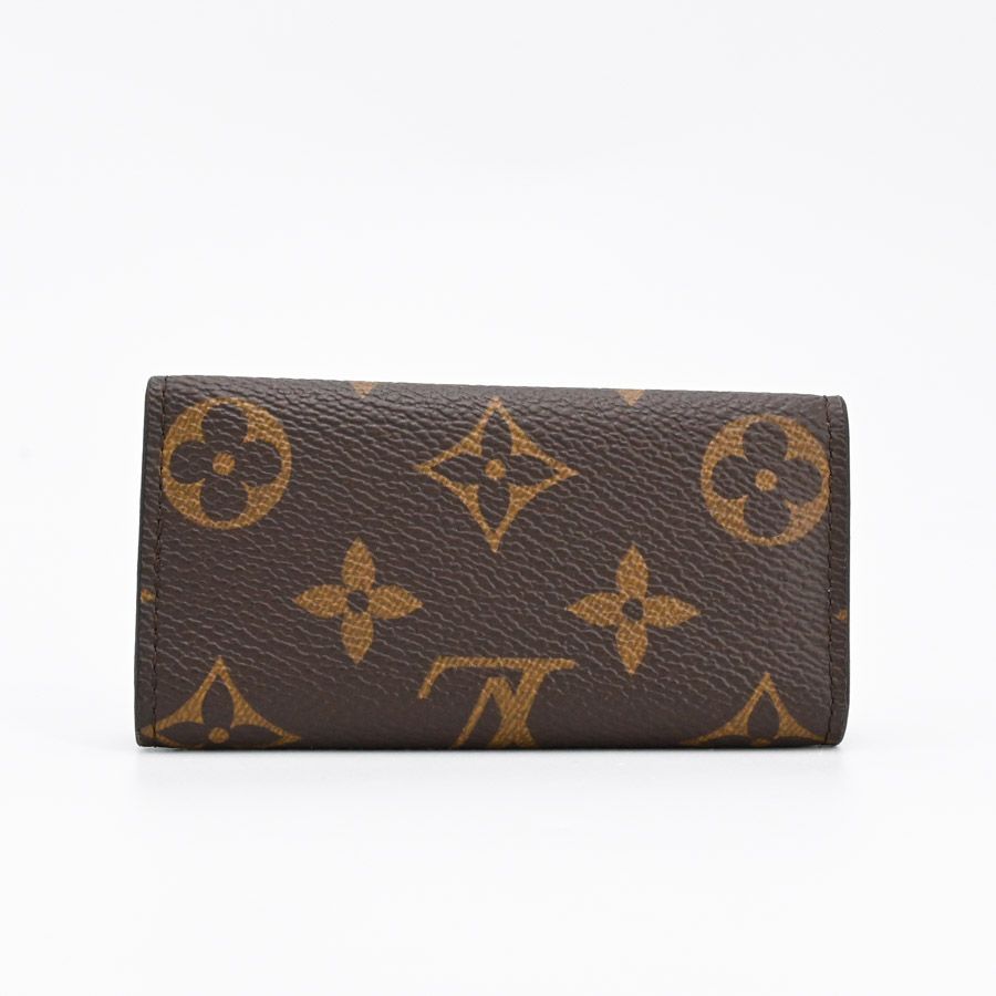 Louis Vuitton Key Case Multicles 4 Key Holder — view 4